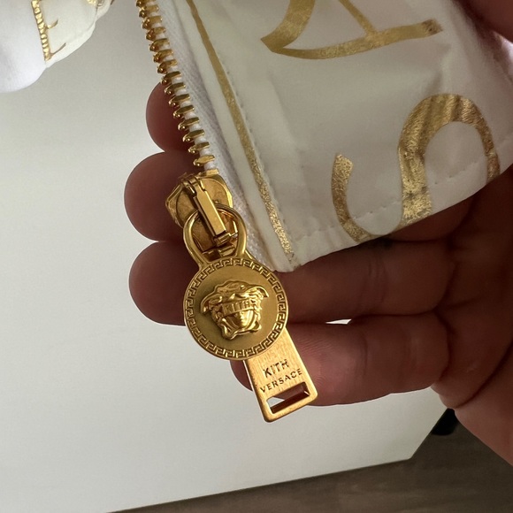 KITH X VERSACE - Picture 6 of 11